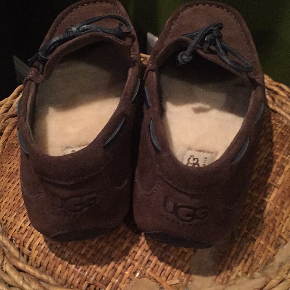 Uggs - Picture 3 of 4